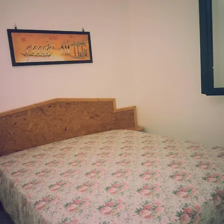 Frassanito Apartamento *